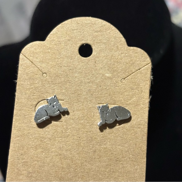 Lounging Loaf Cat - Stainless Steel, Stud-Style Earrings, Cat Kitty Silouhette! - Picture 1 of 7